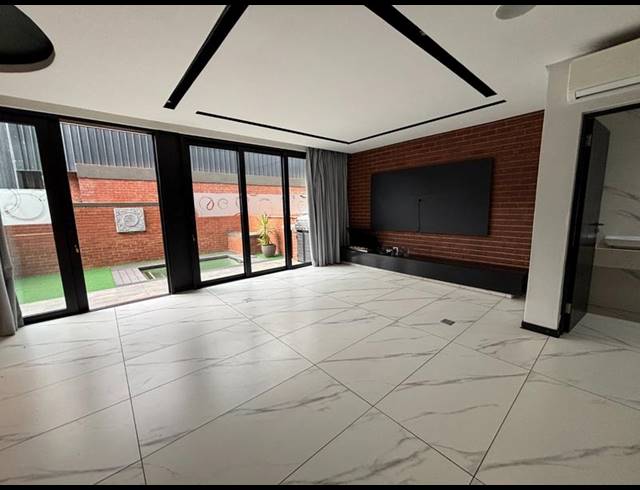 3 BEDROOM PROPERTY TO RENT IN BROADACRES